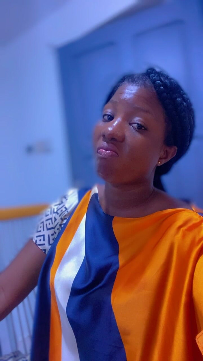 Bigass Camela: Šukám velkého čůráka