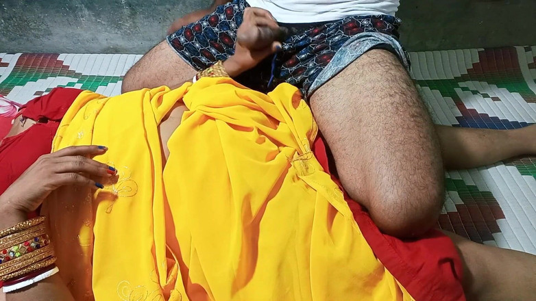 FireeCouple: 배다른 아들에게 따먹히는 배다른 아들