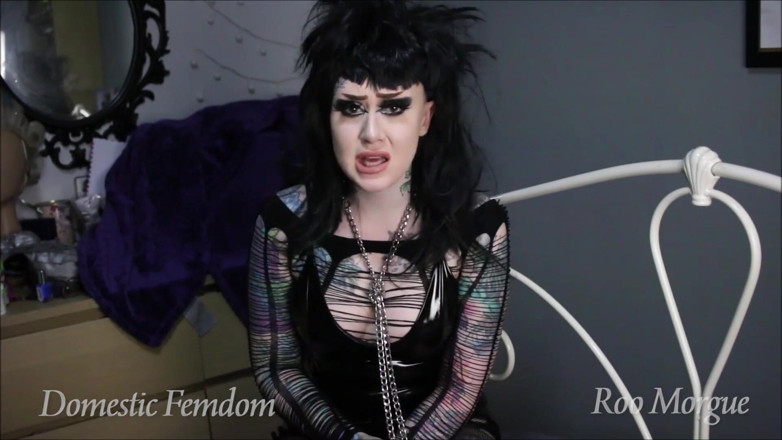Domestic femdom: Du willst eine goth-freundin? Mit etwas, dem Kleinen?