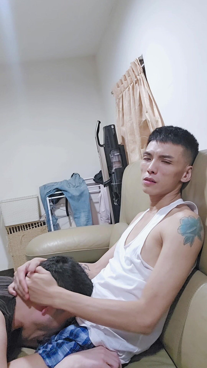 JustinXshow: Vecina face sex oral