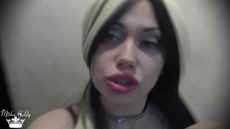 Goddess Misha Goldy: Hipnotizado por mis labios rosas y corrida