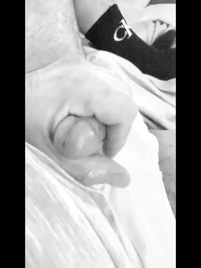 Jockstrap: Tôi ở nhà một mình