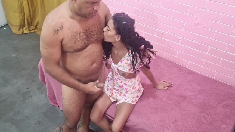 LeoOgro: Tight Anal with Stepdaughter