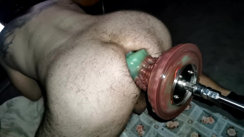 Fuck machine massaker: नई डिल्डो Mandrake xl गांड चुदाई मशीन