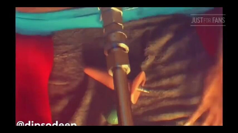 DipsoDeep: 채널 모음집 + 오리지널 전체 길이 동영상이 포함된 번들