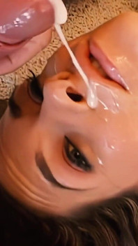 Crissy Cums Is Moist