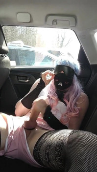 Huge Cumshot Close to a Stranger While Blindfolded