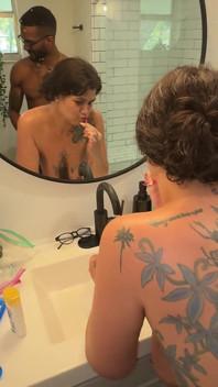 Behind the Scenes!! Psilo Siren & Matt Fuck in the Morning While They Are Brushing Their Teeth!!