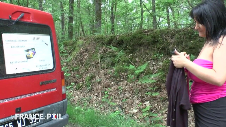 Rue Chaude: Big boos Milf anal fucked on the road by the...