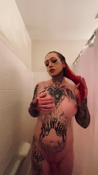 Madame_ouija: Mokrá kamera ve sprše