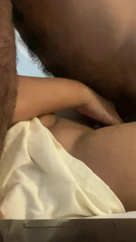 Cazzo ragazza singalese in luna di miele