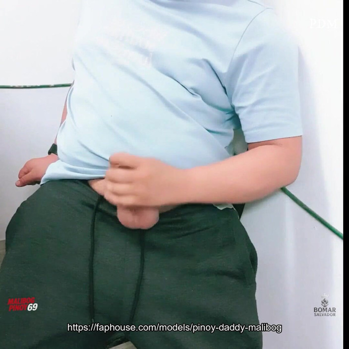 pinoy malibog: Cuerpo grueso, polla dura
