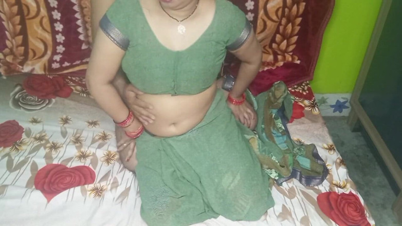 Manjushukla: भारतीय सुंदर भाभी का अपने पति के साथ रोमांस।