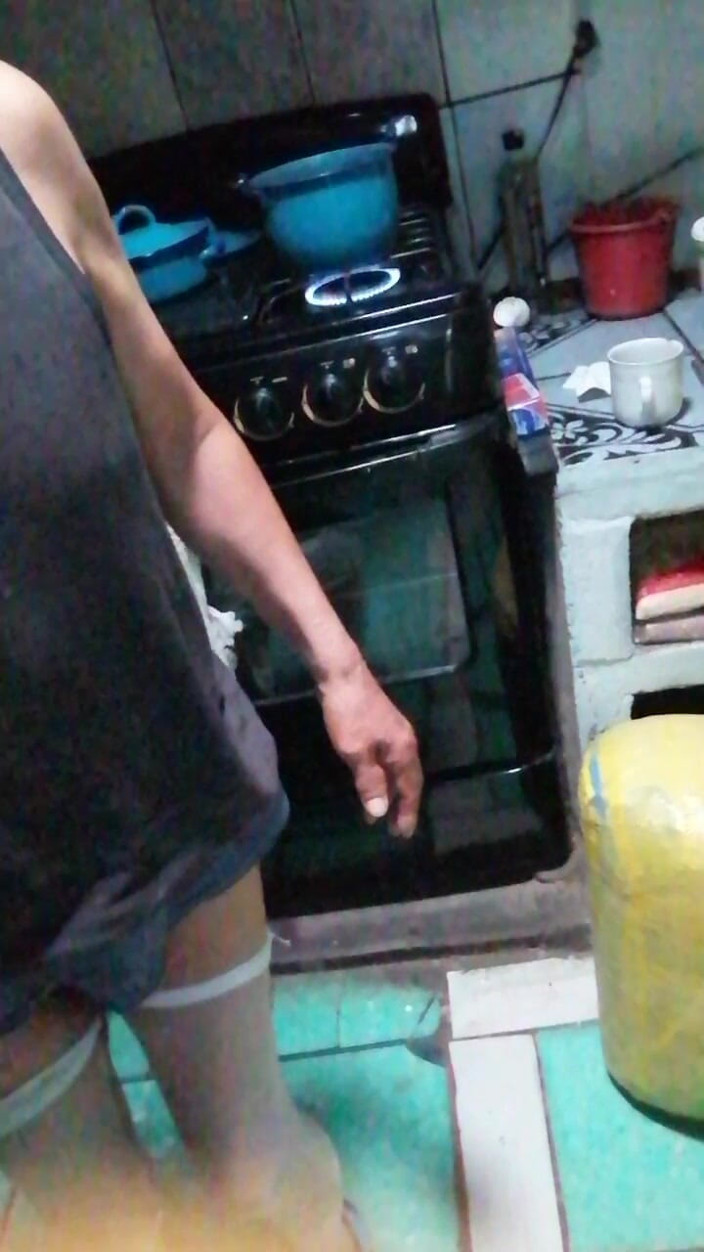 Marga9012: Sua velha senhora em seus chinelos de casa