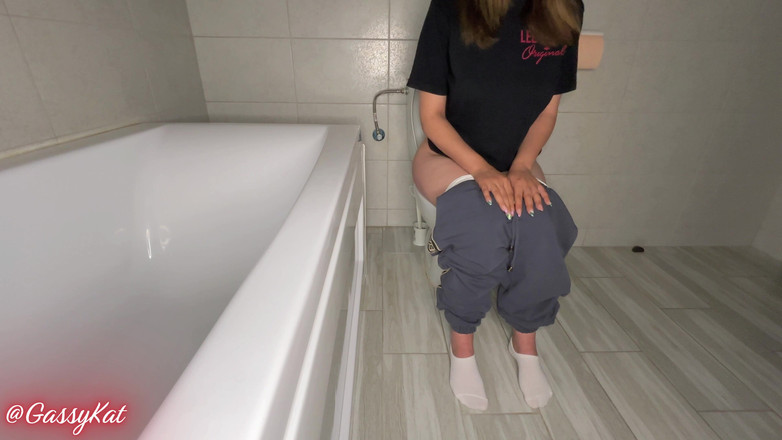 GassyKat: La toilette quotidiana episodio 12