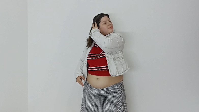 Alice H: Combing Hair and Stretching