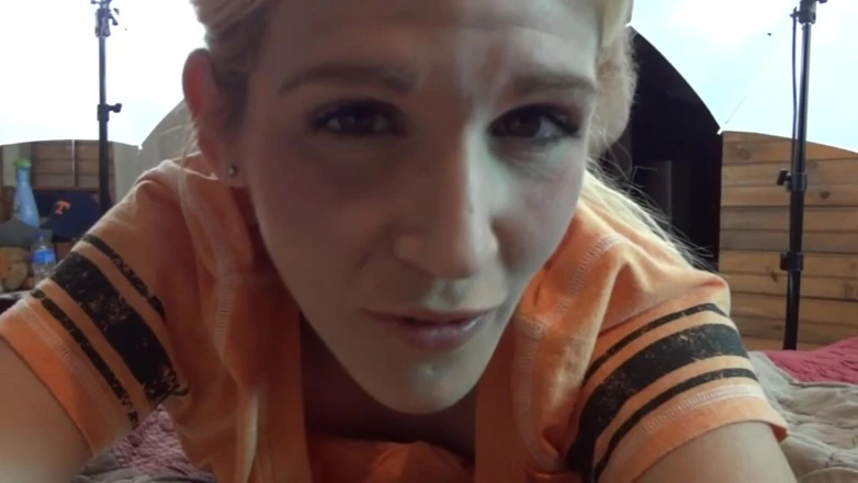 Seduce porn video – Splooge Mouth Cheeta Print MILF Whore Big Booby Blonde Toy Fuck Blowjob!