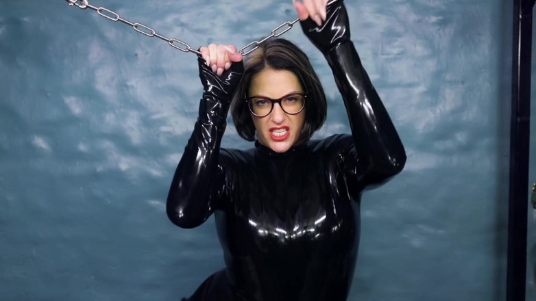 Countess diamond: Женское доминирование в латексе и зависимость, инструкция по