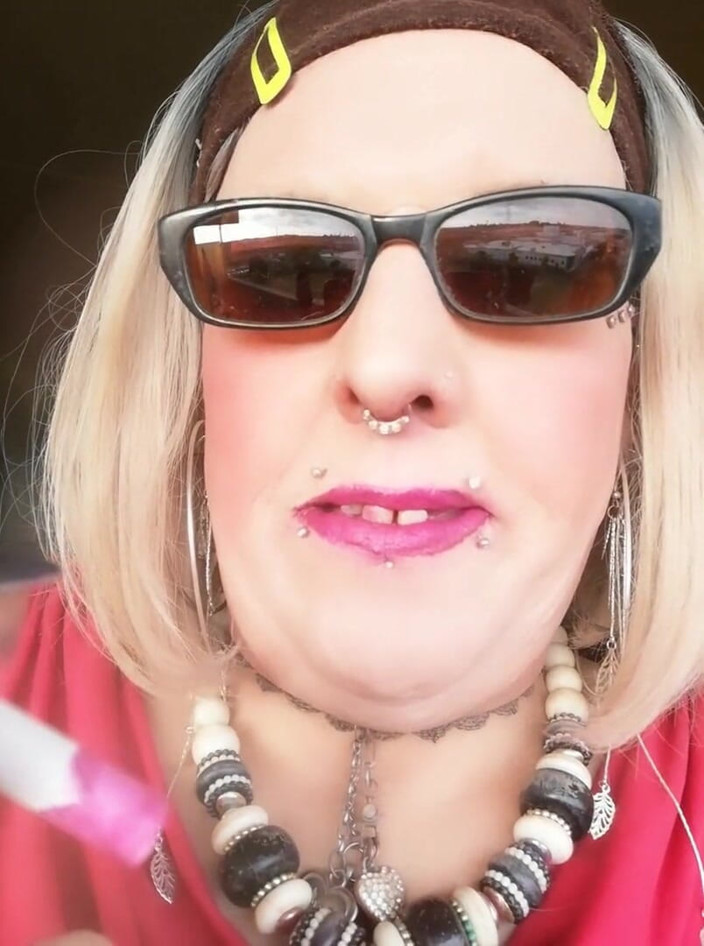 Stefanie Laveire: Blonde TS Stefanie smoking 3