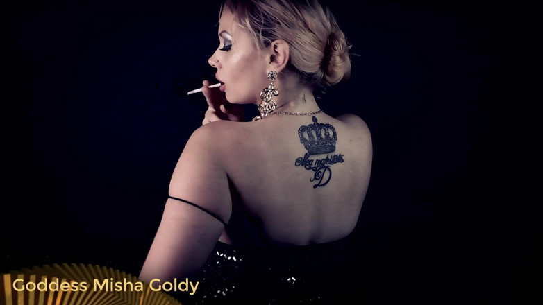 Goddess Misha Goldy: O vídeo de fumar mais elegante e sedutor de todos...
