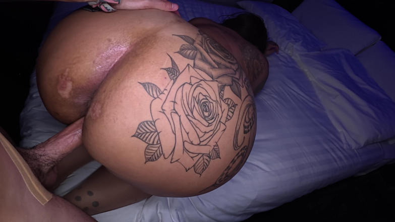 Mr LDN Lad: Femeie latino cu cur bombat curvă britanică Bambiambii Lew are...