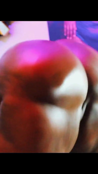 Fat Ass SSBBW Standing Twerking Oiled Ass