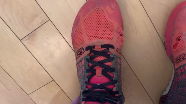 Deanna deadly: Mes chaussures de sport sales et usées