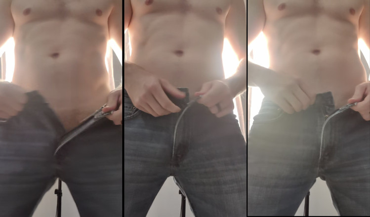 AlbinoAdonis: Striptease, vă rugăm: triplă amenințare