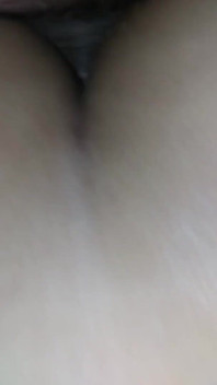 Le creampie du cul à la chatte de Roxana