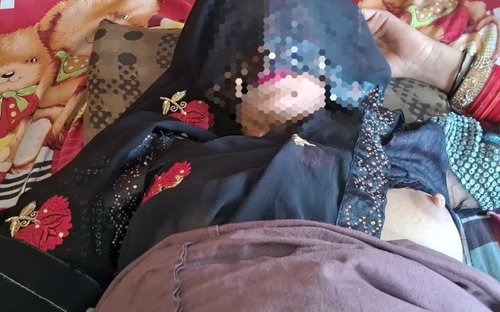 seema: 公公在回家前离开了年轻的儿媳妇
