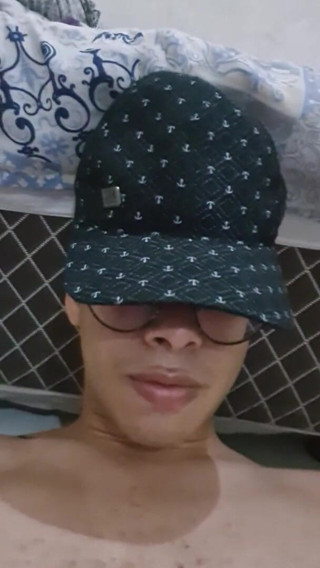 Pedro Oliveira: Jerking off dick