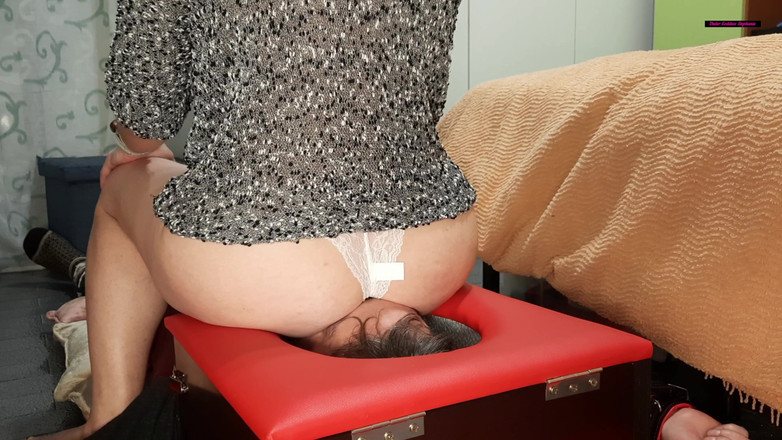 goddess82: Zbuntowany niewolnik pod moją dupą! 4k!