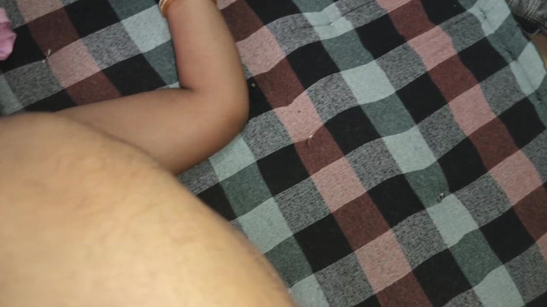 xxxking: Mój mąż dał mi dużo zabawy, wychodząc z łóżka w nocy...