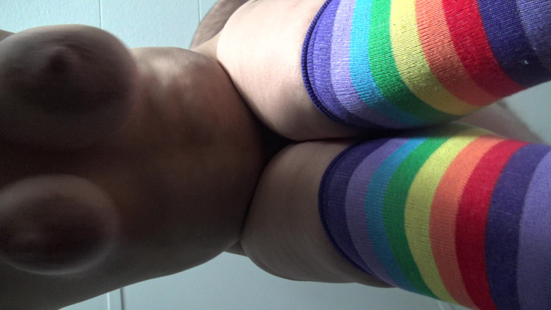 Stepmom Susan: Prsatá britská MILFka mi dovoluje ošukat její chlupatou kundu