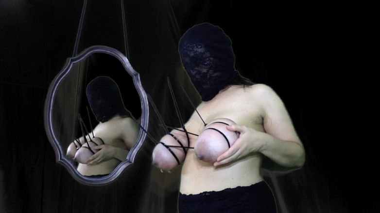 VeeVee Vixen: Curvă voalată de cablu își leagă țâțele uriașe HD 1080