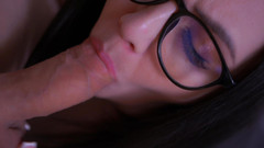 Muddy pussy: Lewd Wench saje ptáka svého manžela a dostane výstřik na...