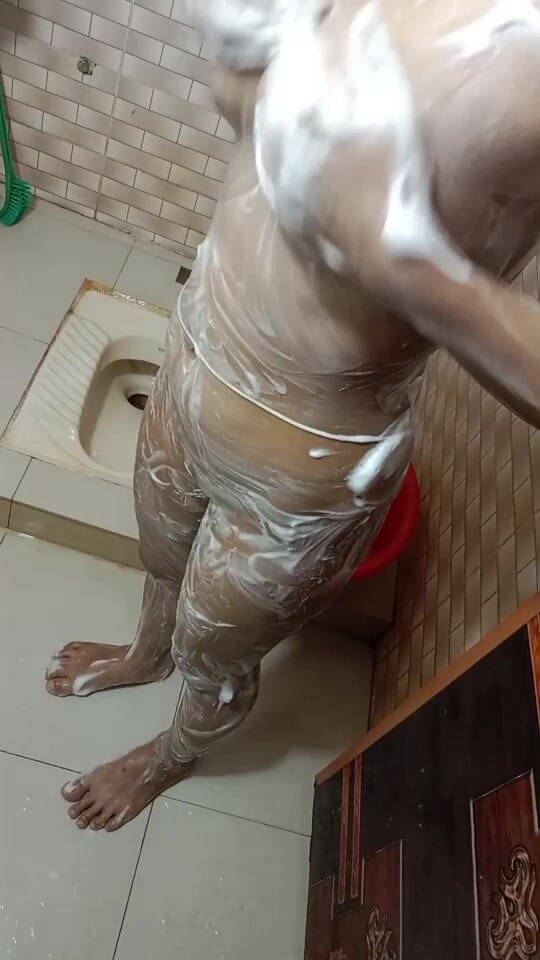 rhdhudhdhd: Desi Girl Taking Shower Time