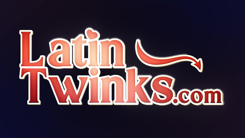 Latin Twinks: Javier Hernandez cởi đồ để lộ một con cu khổng lồ khiến...