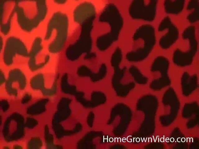 Homegrown Wives: Taylor gets a deep fucking from Ashton