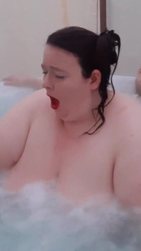 SSBBW Fucks and BJ in Hot Tub