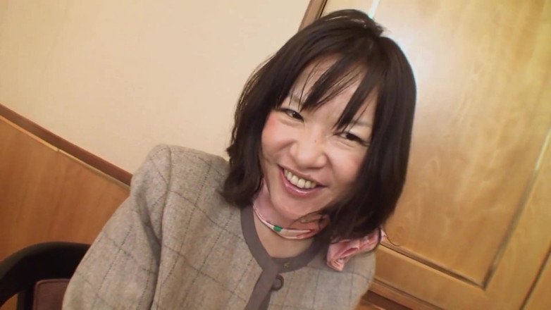 Radical Asian: Japansk hårig mogen amatörporr