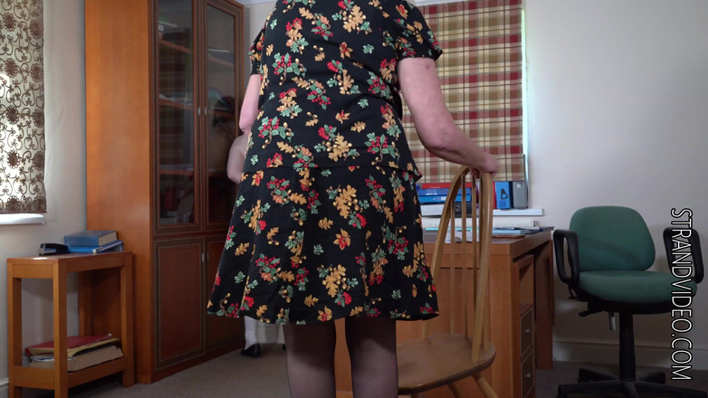 Sarah Stern: Cewek itu nggak belajar pelajarannya