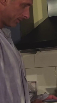 Blond milf zostaje zerżnięta przez cipkę