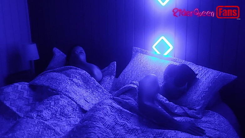 Riderqueen: BBW MILf njuter, endast slow motion fans
