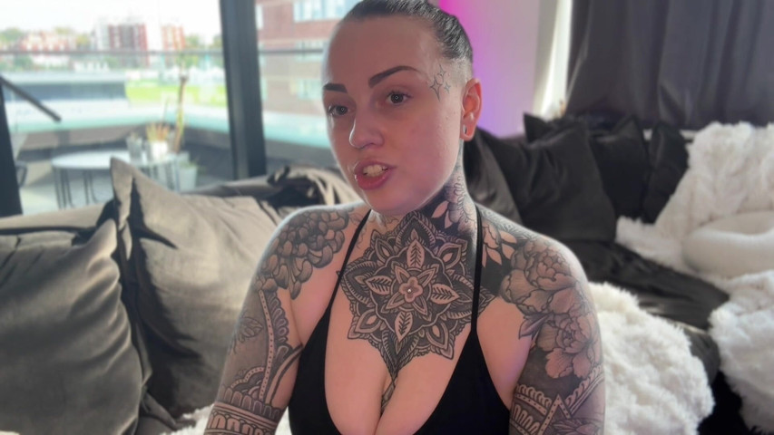 Men Are Paypigs (Miss Valentina)