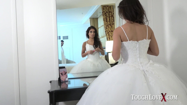 ToughLoveX: Jynx maze tradisce prima del suo matrimonio