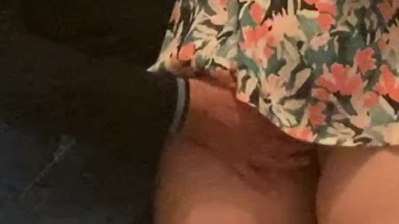 Niki studio: Omg! a Perverted Stranger Masturbates Me on Subway