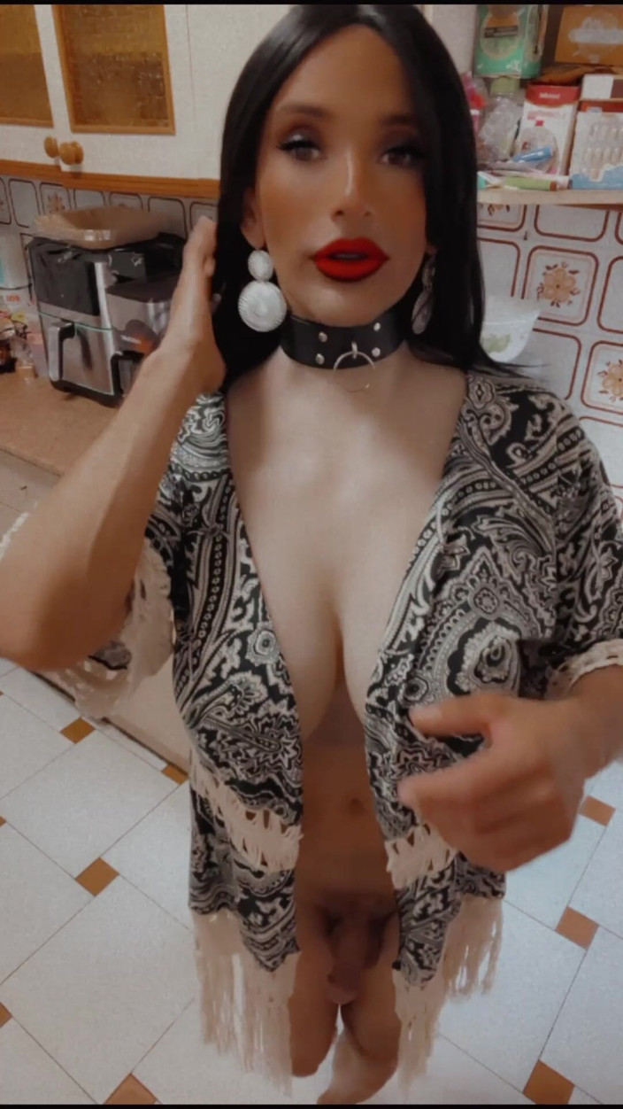 Sissy Slut Brianna: Si je te regardais avec ces cheveux noirs et ce...