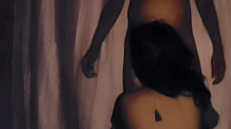 Hotpooja86900: 이웃과 오럴하고 남편을 속이는 바비