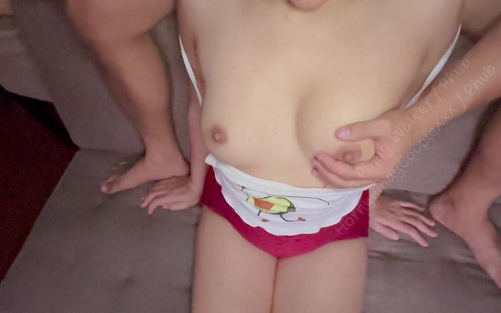 AshleyLevi: Pinay Ashley - 被她的好朋友狠操并被中出